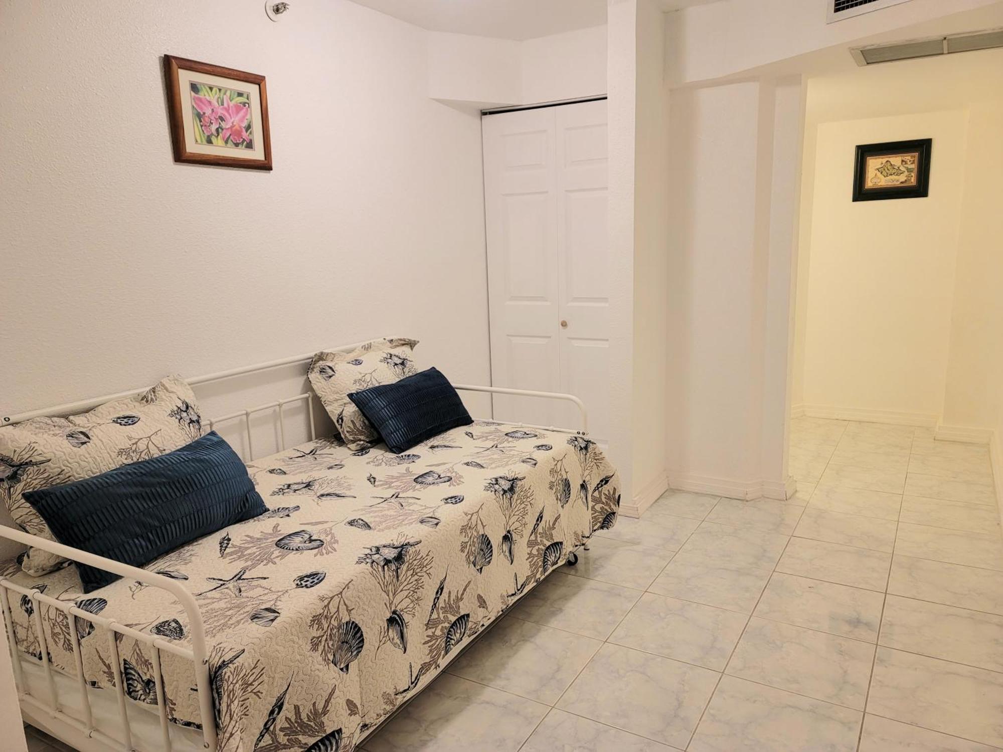 Condotel With Free Parking Wifi Central Ac Honolulu Chambre photo